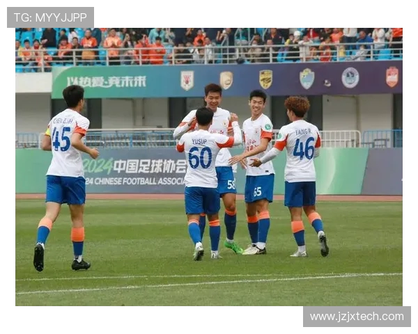国安队内分组对抗聚焦四后卫体系战术调整备战状态成焦点 国安队内分组对抗聚焦四后卫体系战术调整备战状态成焦点